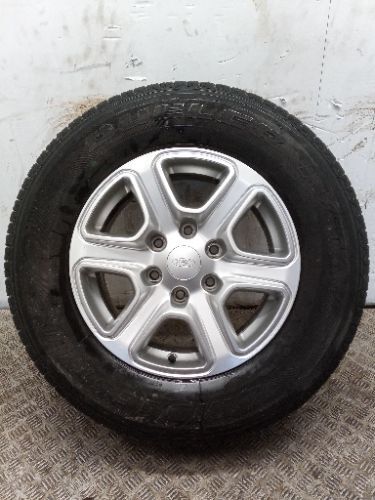 FORD RANGER 17'' ALLOY WHEEL WITH 265/65R17 TYRE