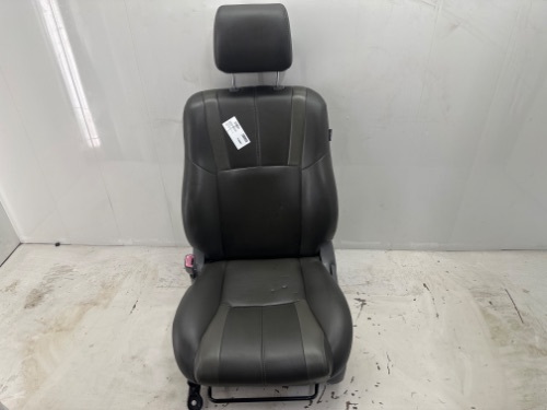 TOYOTA HILUX FRONT SEAT LEFT AN10/AN20/AN30 MK7 2005-2015